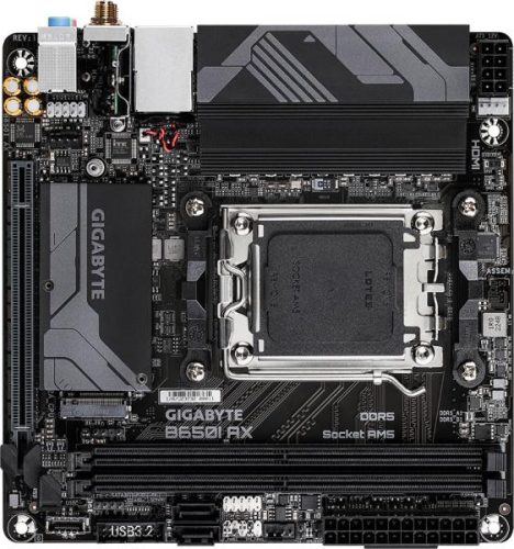 GIGABYTE B650I AX Alaplap