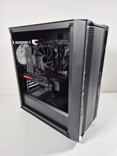 GAMER PC! Ryzen 5800X / RX 7700 XT / 32GB DDR4 / 1TB SSD / 650w Gold!