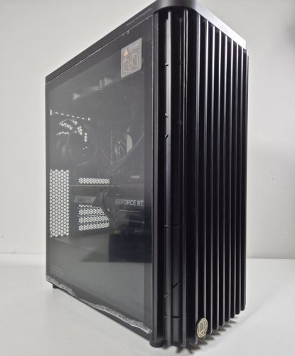 GAMER PC! Ryzen 7 7800X3D / RTX 5080 / B650 Strix / 32GB 6000MHz / 1000w Gold! BeszámítOK