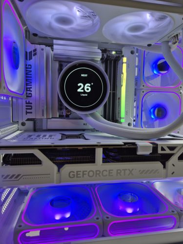 Asus BTF White Gaming PC! 7800X3D / RTX 5070 Ti / B850 / 32GB 6000MHz / 2TB NVMe / 850w Gold!